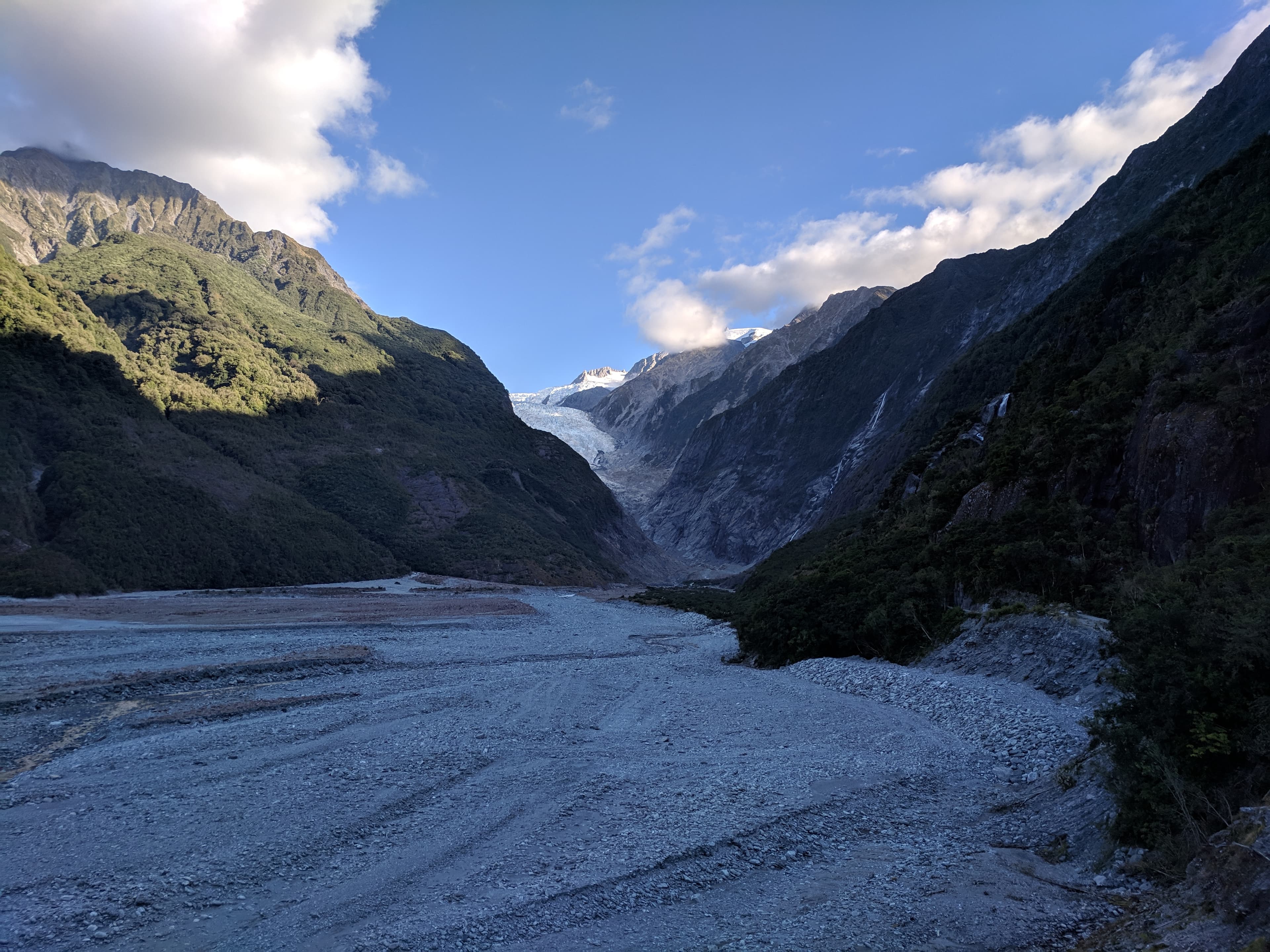 Cover Image for Exploring Fox Glacier and Franz Josef Glacier